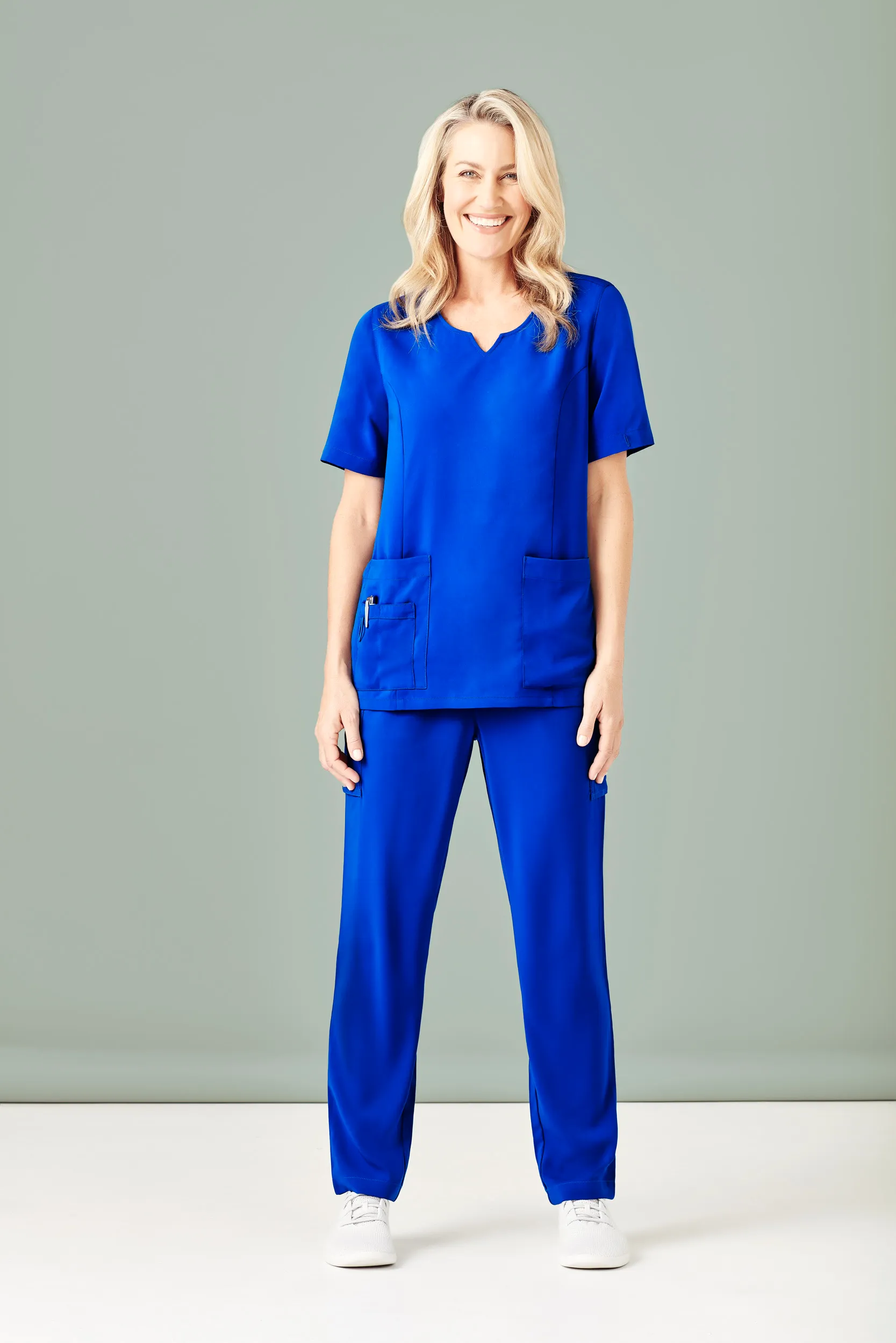 Womens Tailored Fit Round Neck Scrub Top